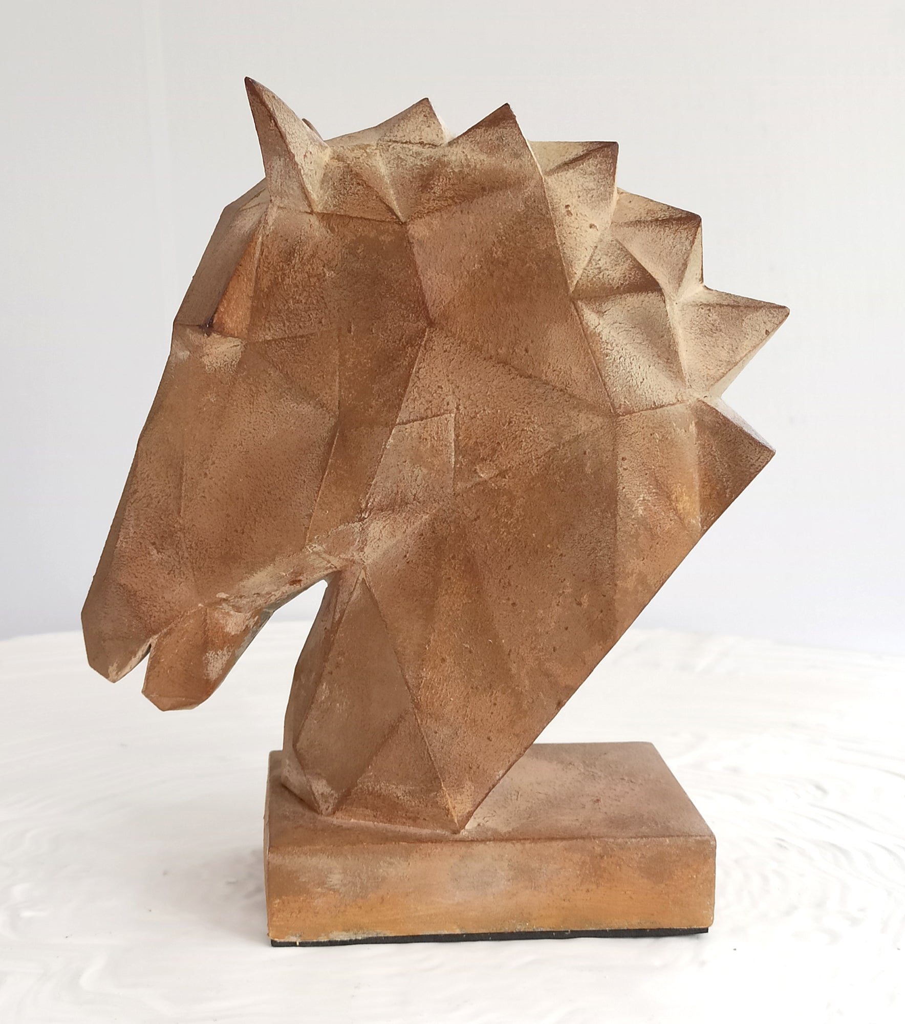 40% OFF Excavated Earth Horse Head — Geometric Sculpture (副本)